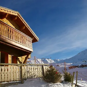 madame-vacances-les-chalets-des-alpages-la-plagne.hotels-rhonealpes.com/