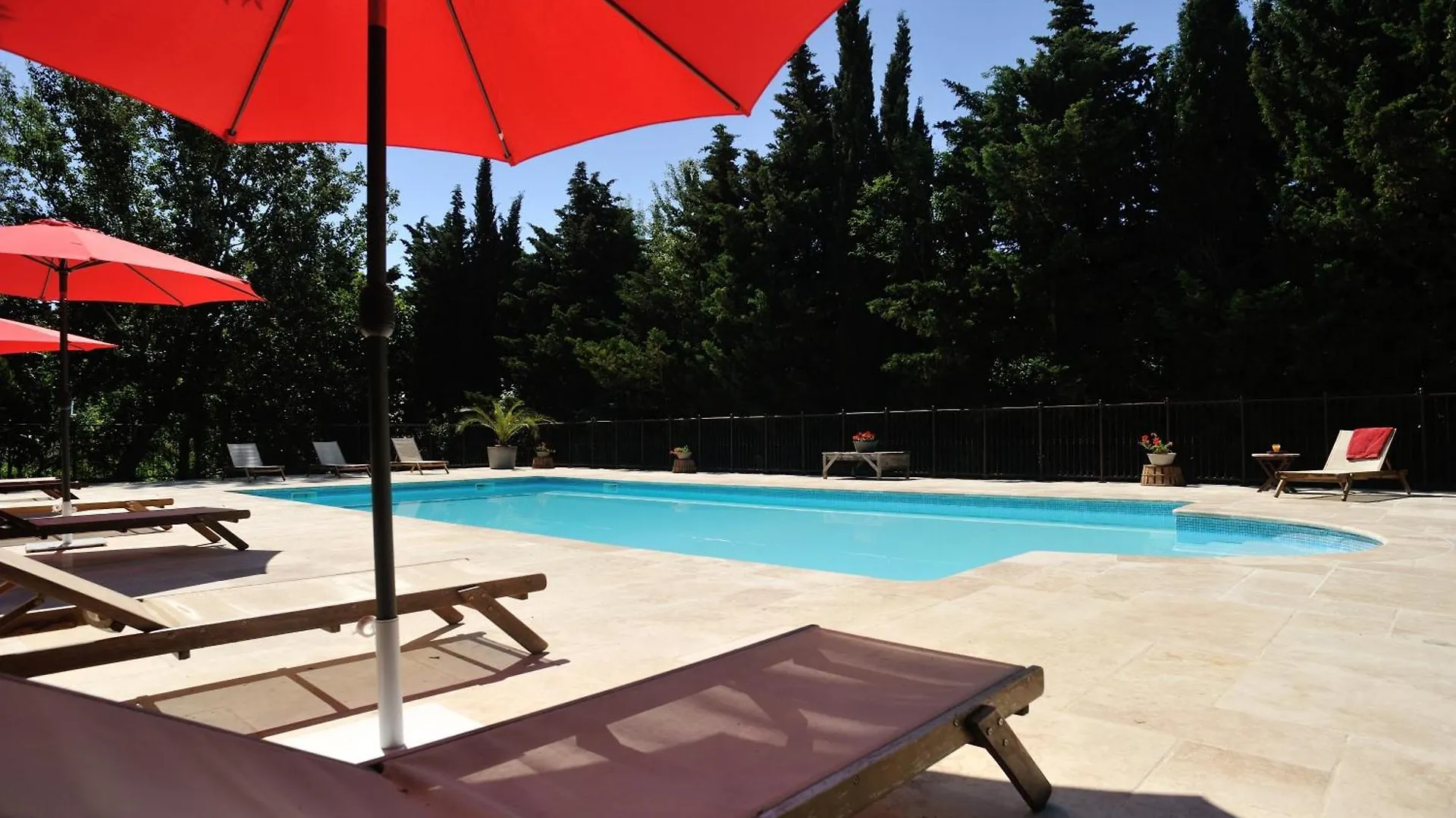 Gîtes Domaine des Machottes Grans